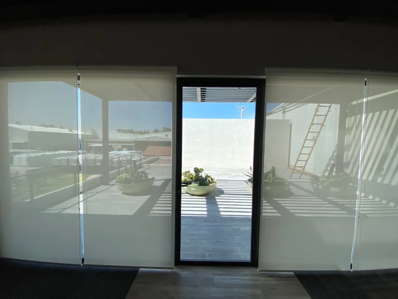 Screen/Malla solar